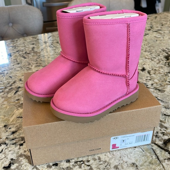NEW UGG Classic Short II Waterproof Toddler Boot